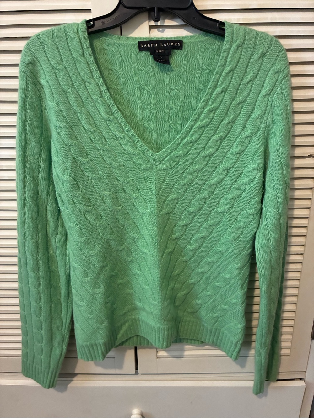 Ralph Lauren Black Label 100% Cashmere V-Neck Sweater - Women's